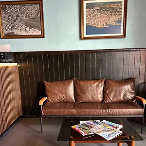 New Roser Hotel